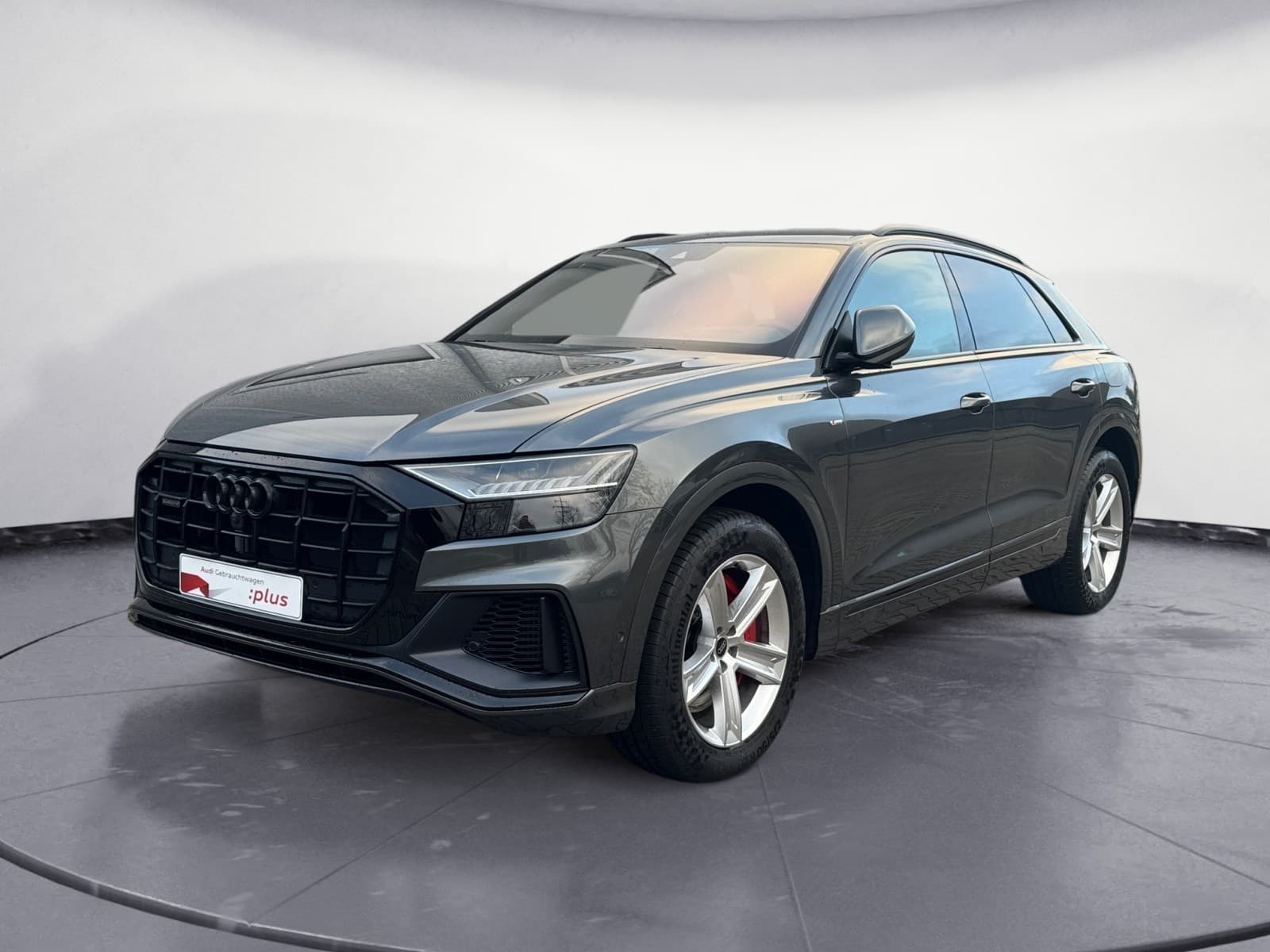 Audi - Q8 55 TFSI e quattro tiptronic S line