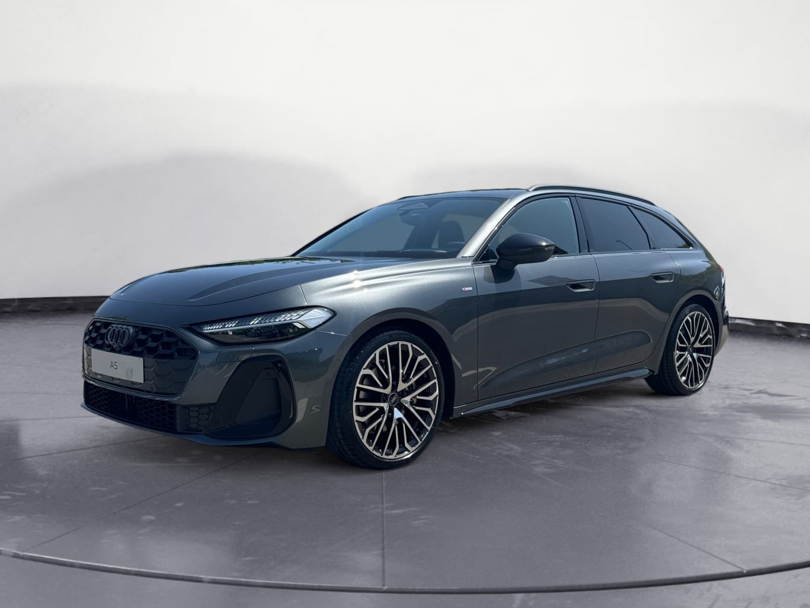 Audi - A5 Avant TFSI quattro S tron ic