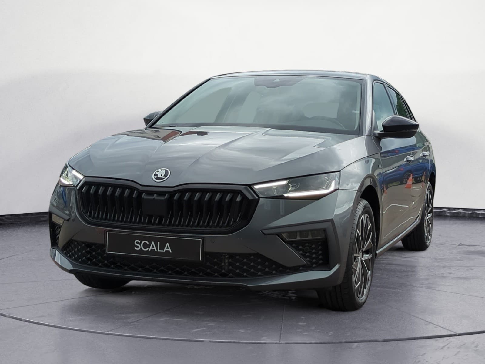 Skoda - Scala Tour 1,0 TSI  7-Gang-DSG