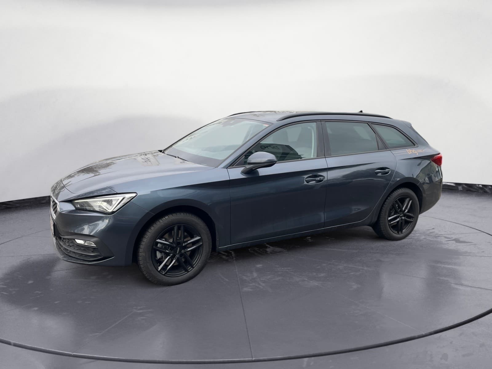 Seat - Leon Sportstourer Road Edition 2.0 TDI  7-Gang-DSG
