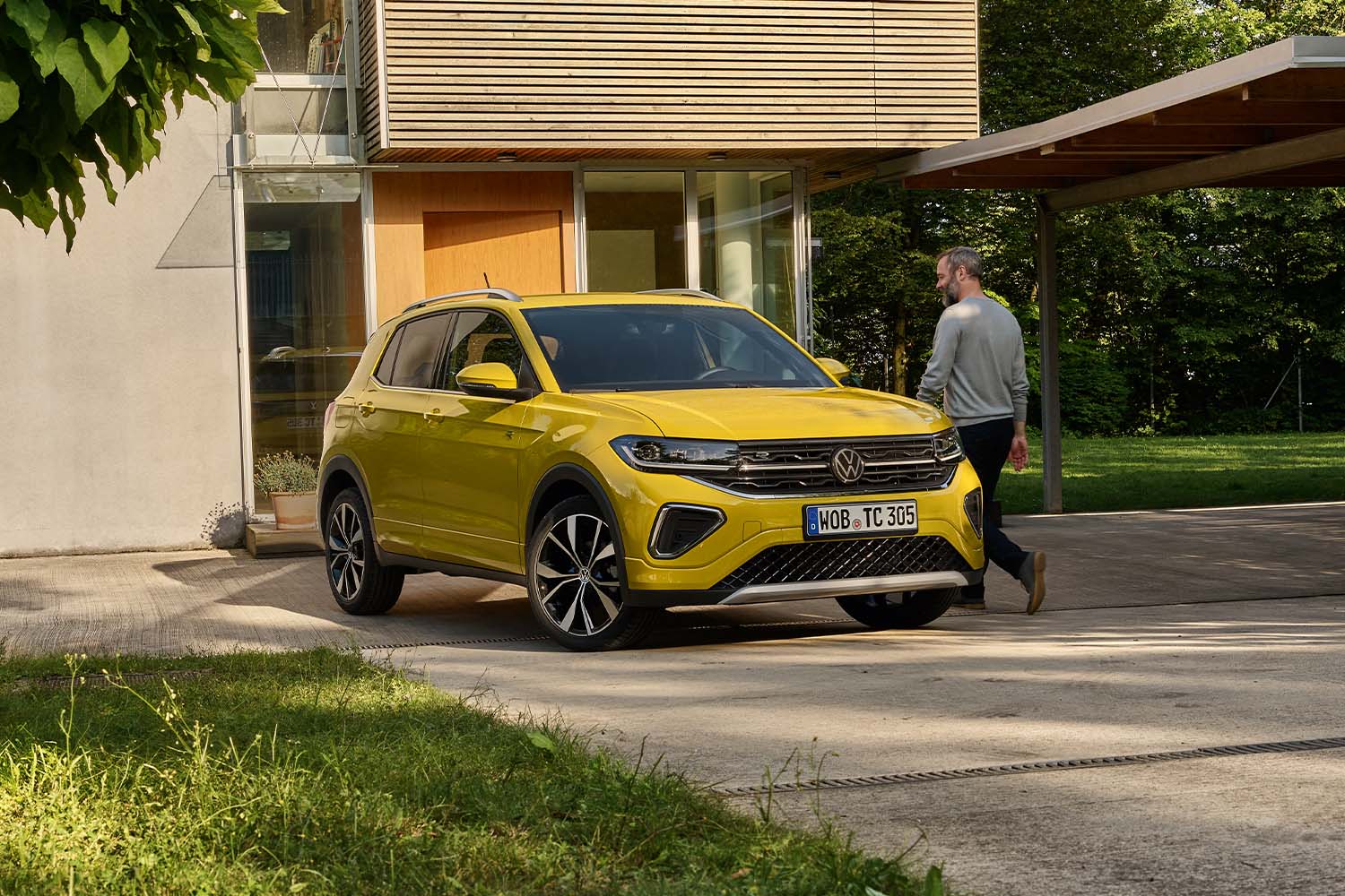 VW T-Cross Features.jpg